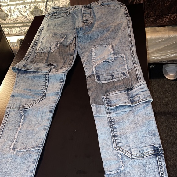 Skinny “Ice Blue” Patchwork Denim 👖 - Picture 2 of 6